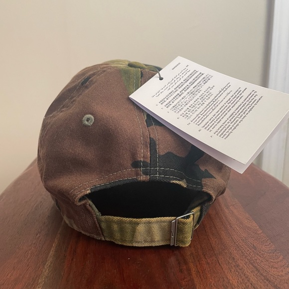 The Nike Washed camo College Heritage86 (Oregon) Cap - Picture 4 of 6